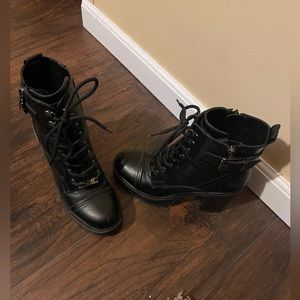 in very good condition only used once